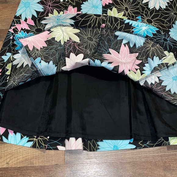 NWT Rafaella Skirt.  Size 16 - Picture 5 of 10
